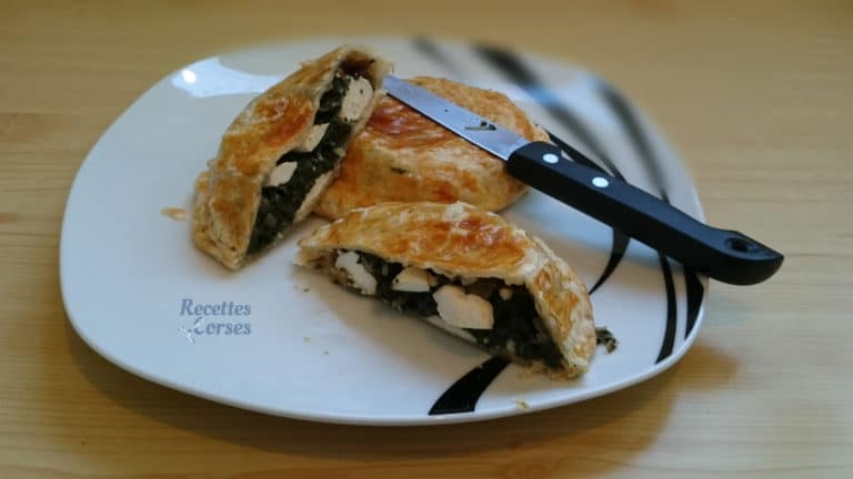 Bastelle : chausson aux blettes et brocciu